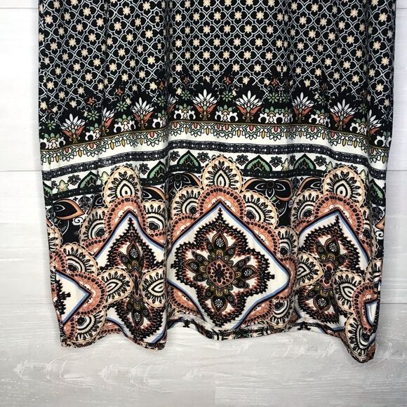 Derek Heart Dress - Picture 2 of 5